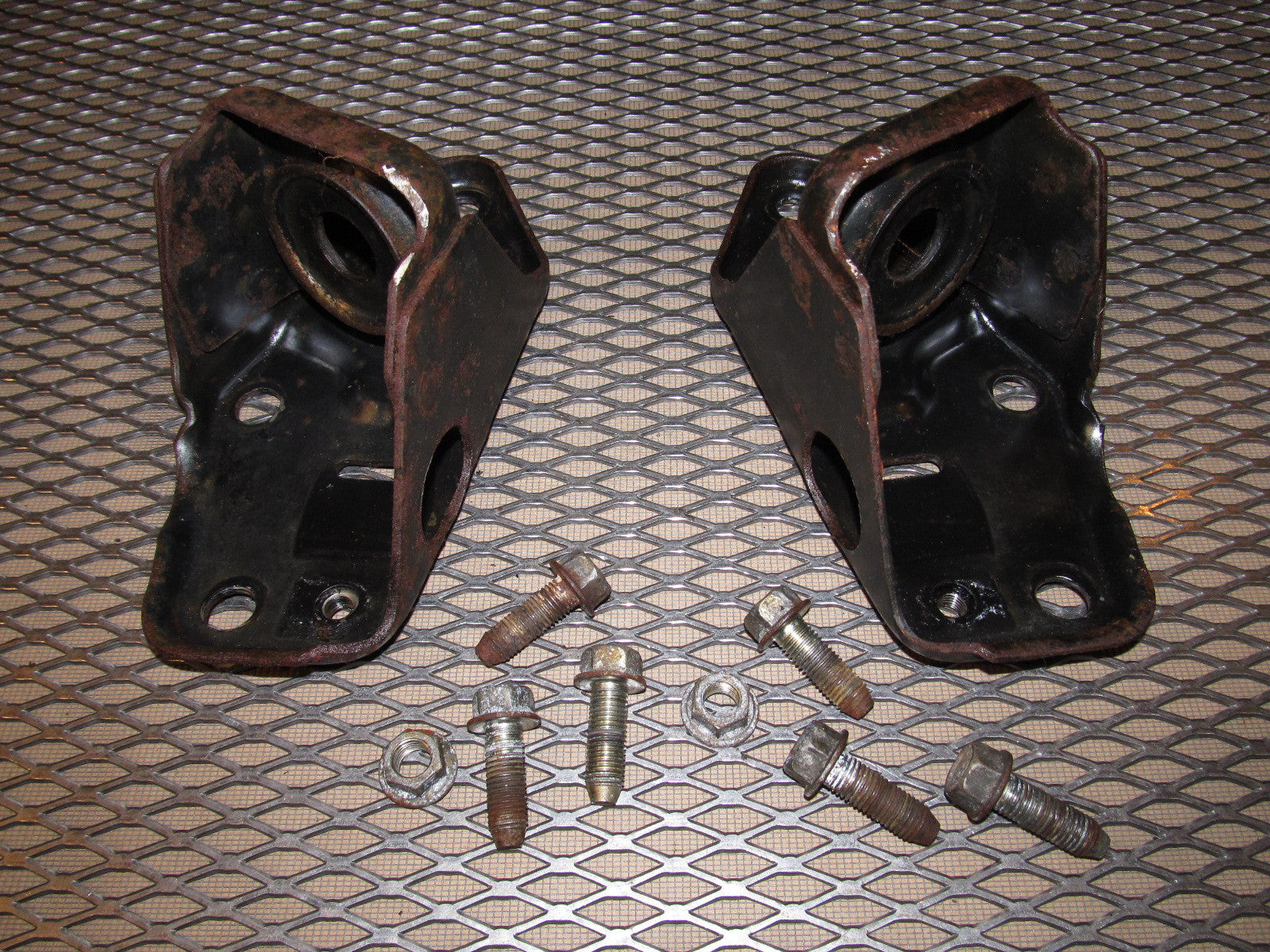 84 85 Mazda RX7 OEM Front Torsion Strut Rod Bracket - Sub Frame