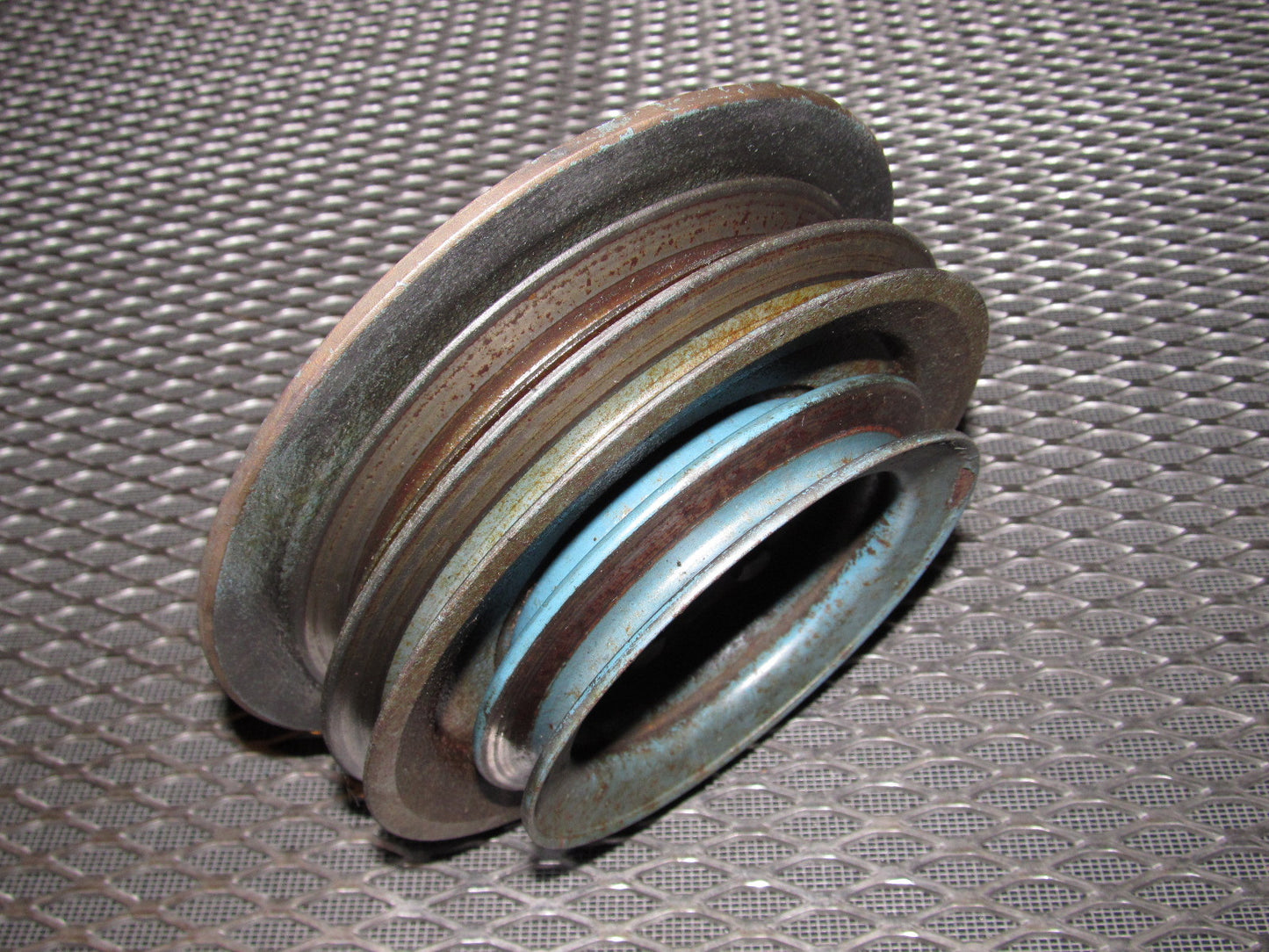81 82 83 Datsun 280zx OEM Crankshaft Pulley