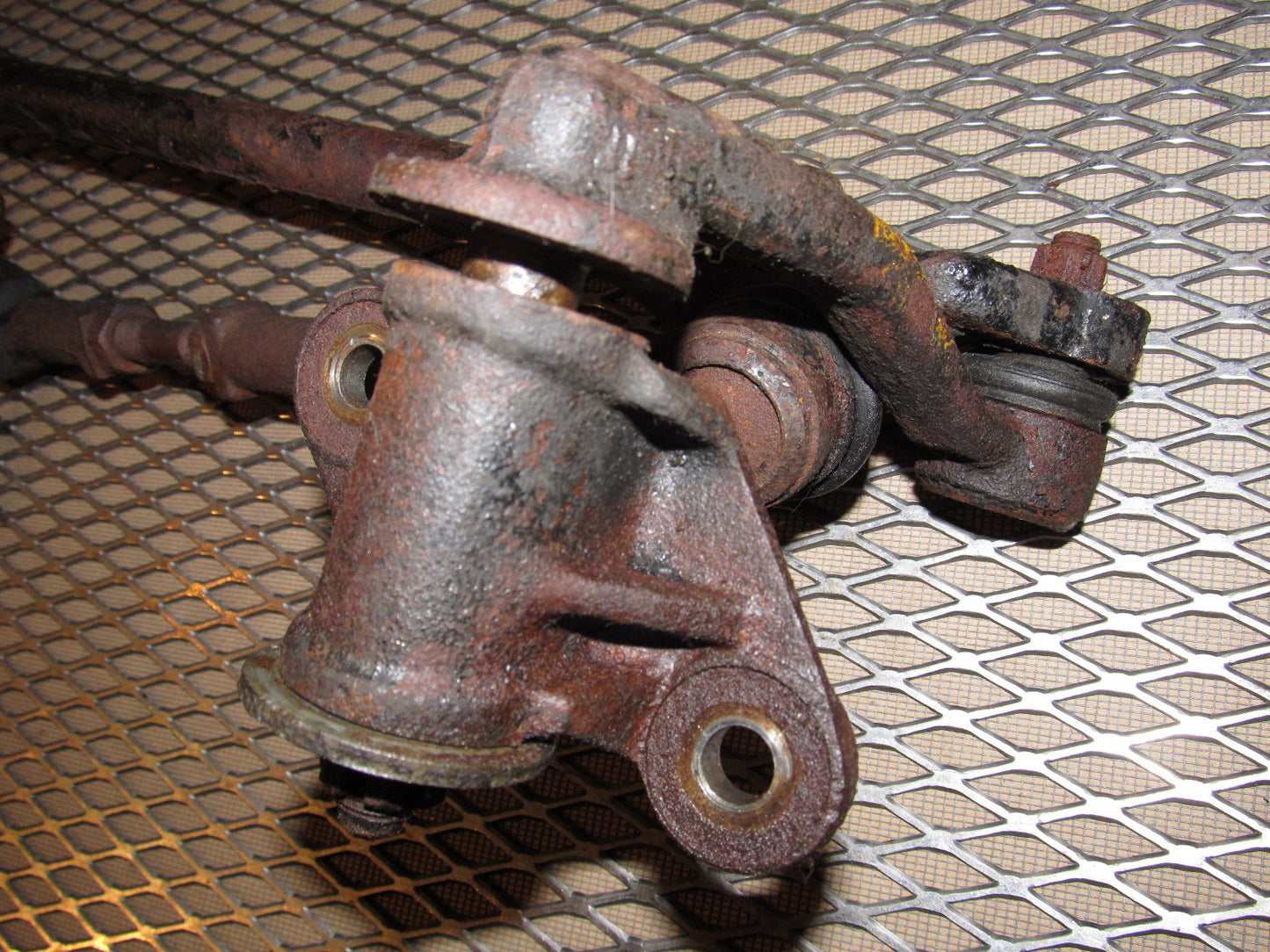 84 85 Mazda RX7 OEM 12A Steering Rack & Gear Box