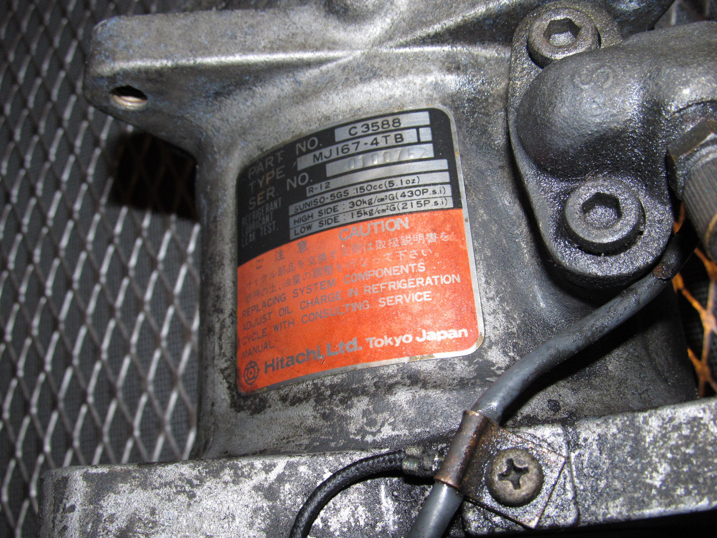 81 82 83 Datsun 280zx OEM A/C Compressor