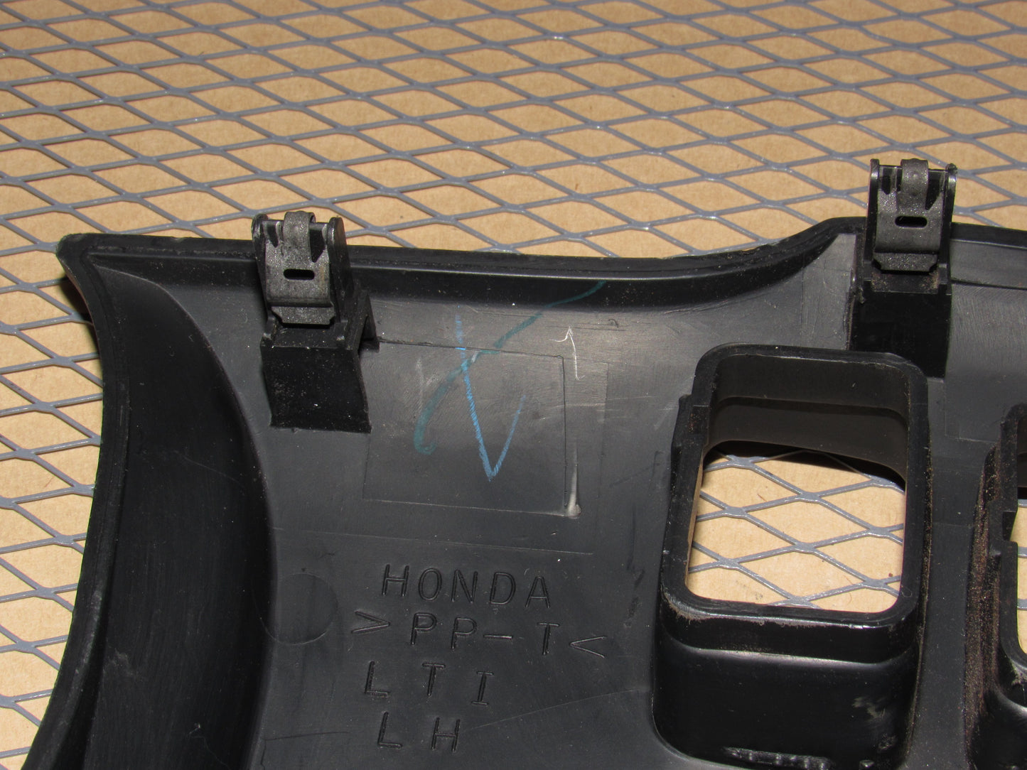 99 00 01 02 03 04 Honda Odyssey OEM Dash Mirror TCS Cruise Switch Panel Cover