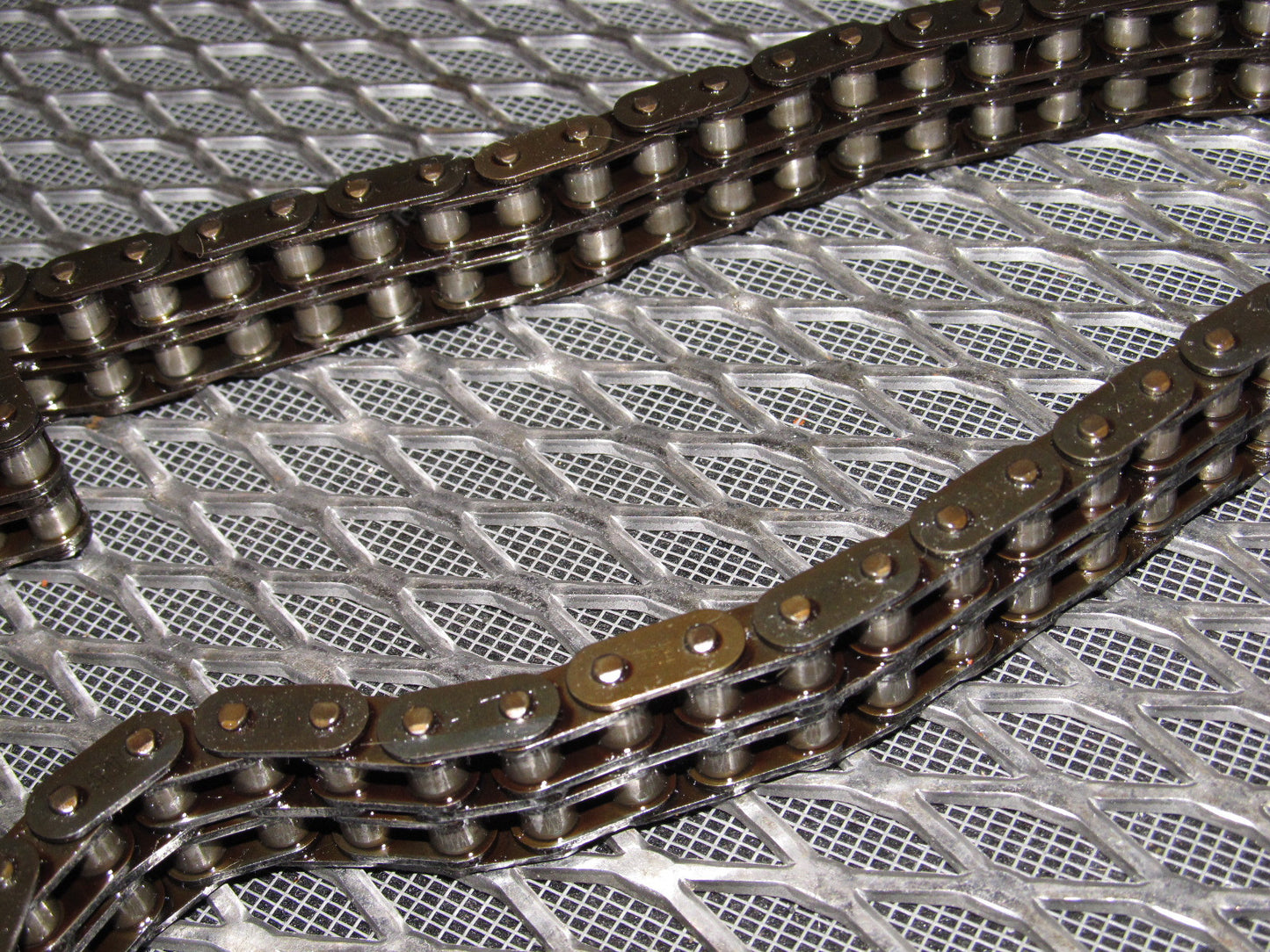 81 82 83 Datsun 280zx OEM Timing Chain