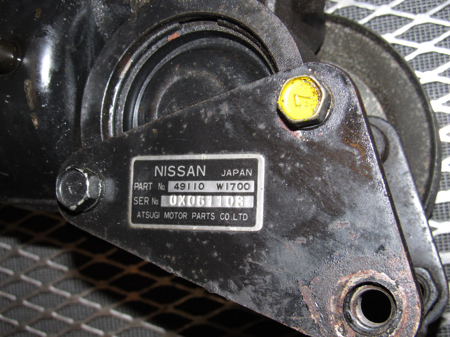 81 82 83 Datsun 280zx OEM Power Steering Pump – Autopartone