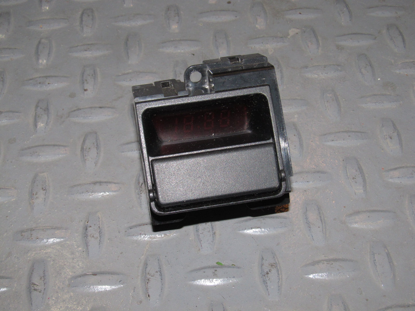 97 98 99 00 01 Honda Prelude OEM Dash Digital Clock – Autopartone.com