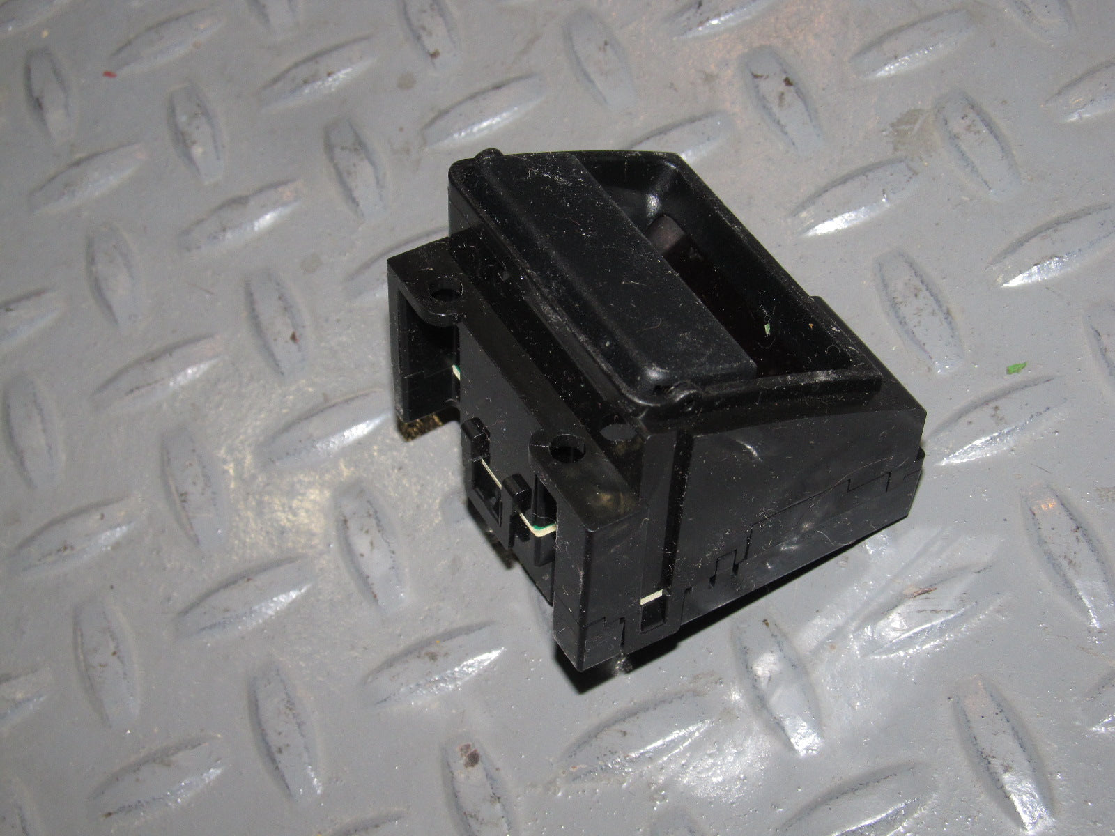 97 98 99 00 01 Honda Prelude OEM Dash Digital Clock – Autopartone.com