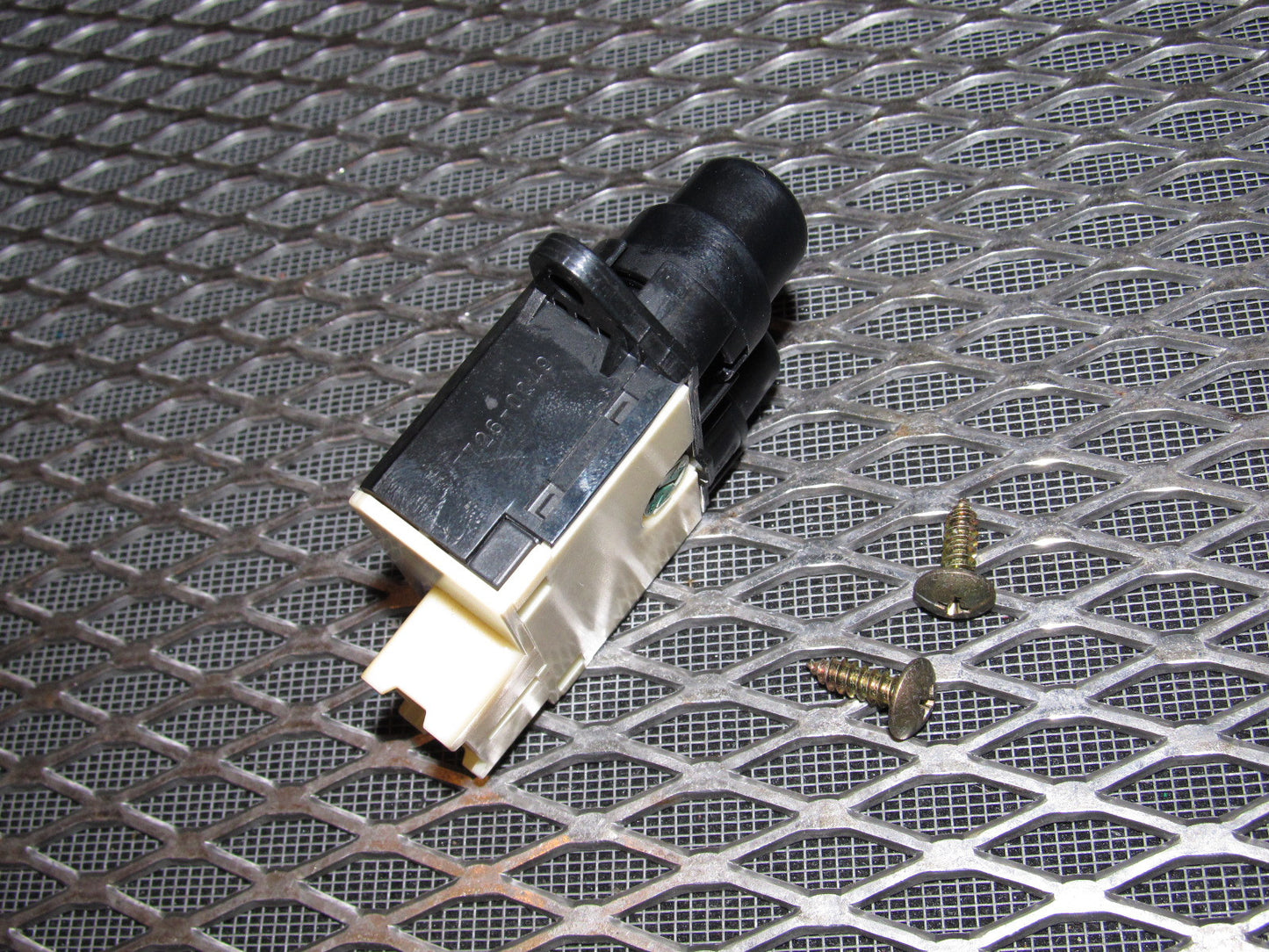 94 95 96 97 Mitsubishi 3000GT OEM Fog Light Switch