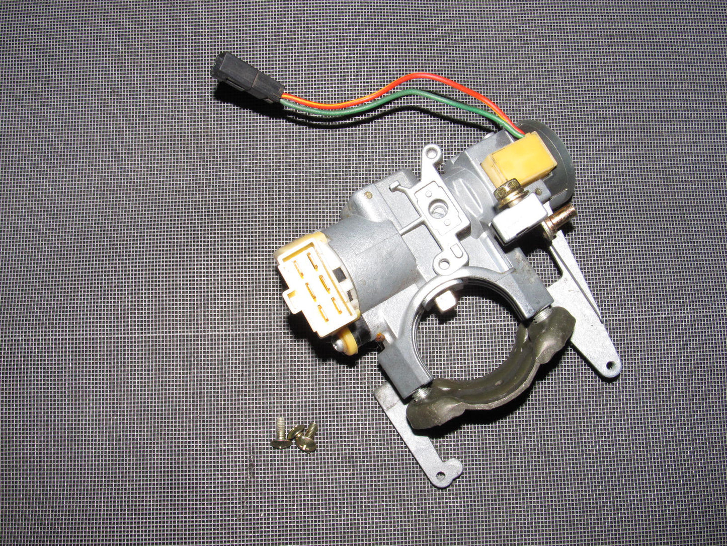 90 91 92 93 Mazda Miata OEM Ignition Lock Cylinder & Key