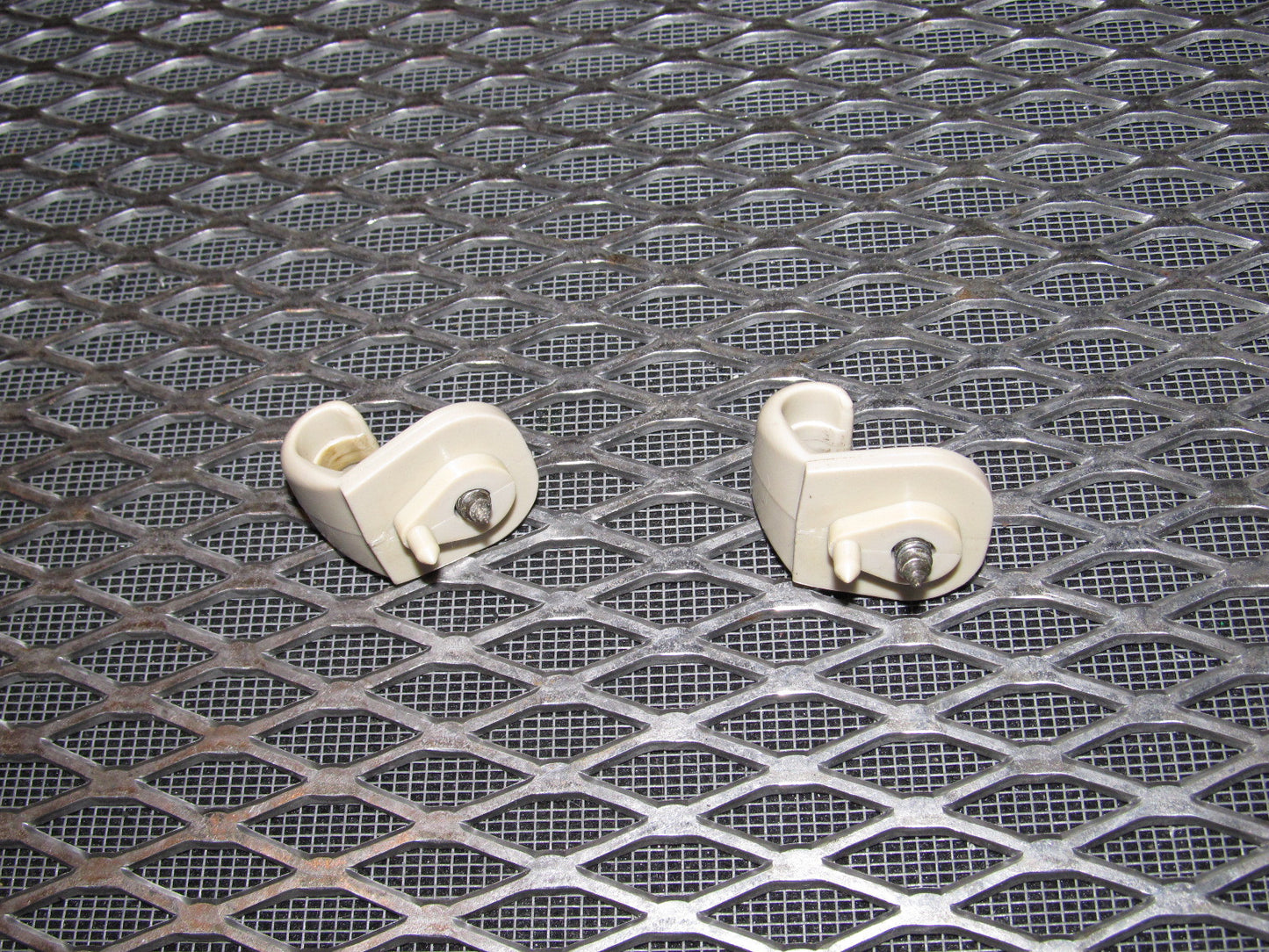 94 95 96 97 Mitsubishi 3000GT OEM Sun Visor Holder Clips Set