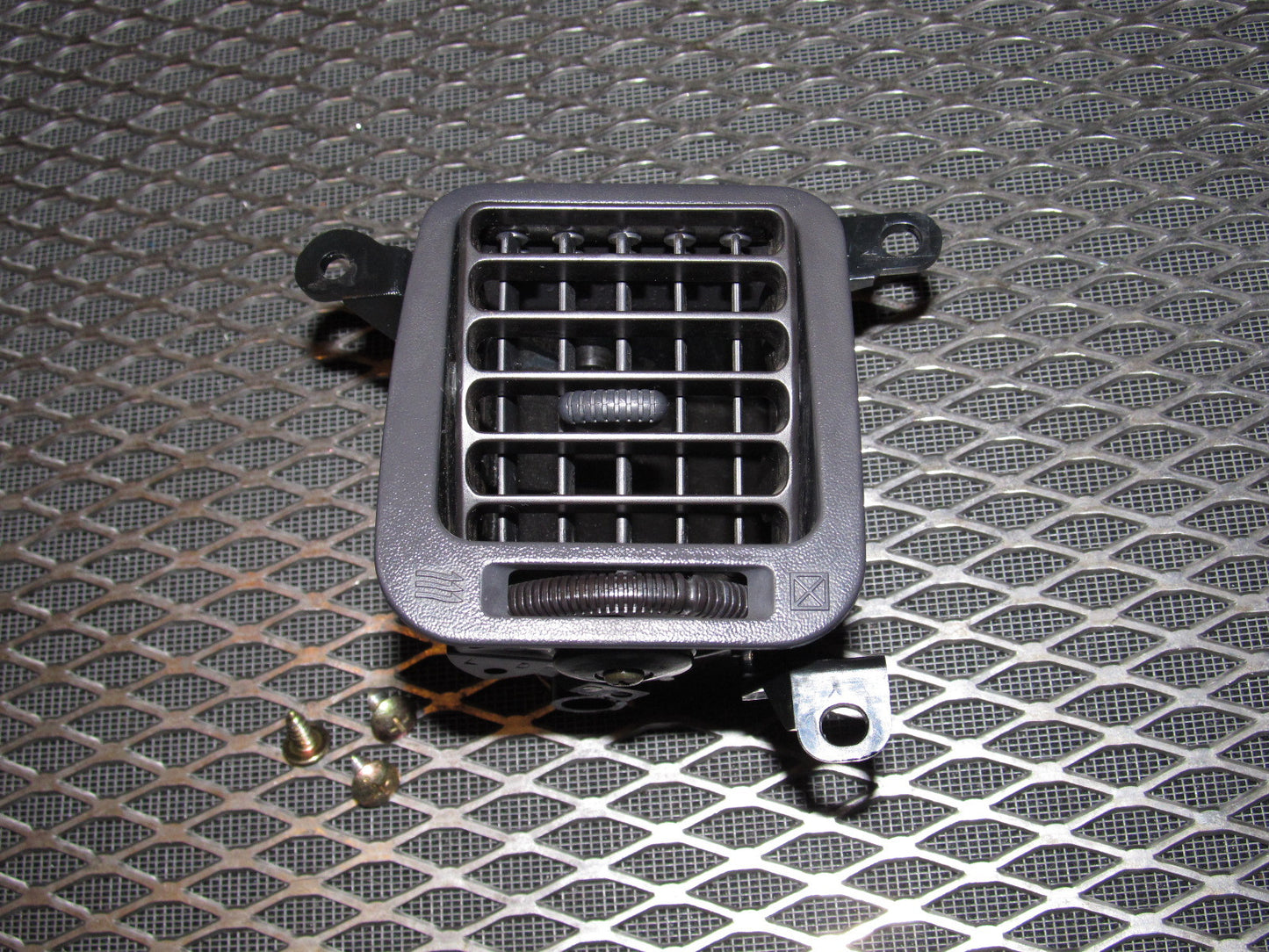 94 95 96 97 Mitsubishi 3000GT OEM Dash A/C Heater Vent - Left