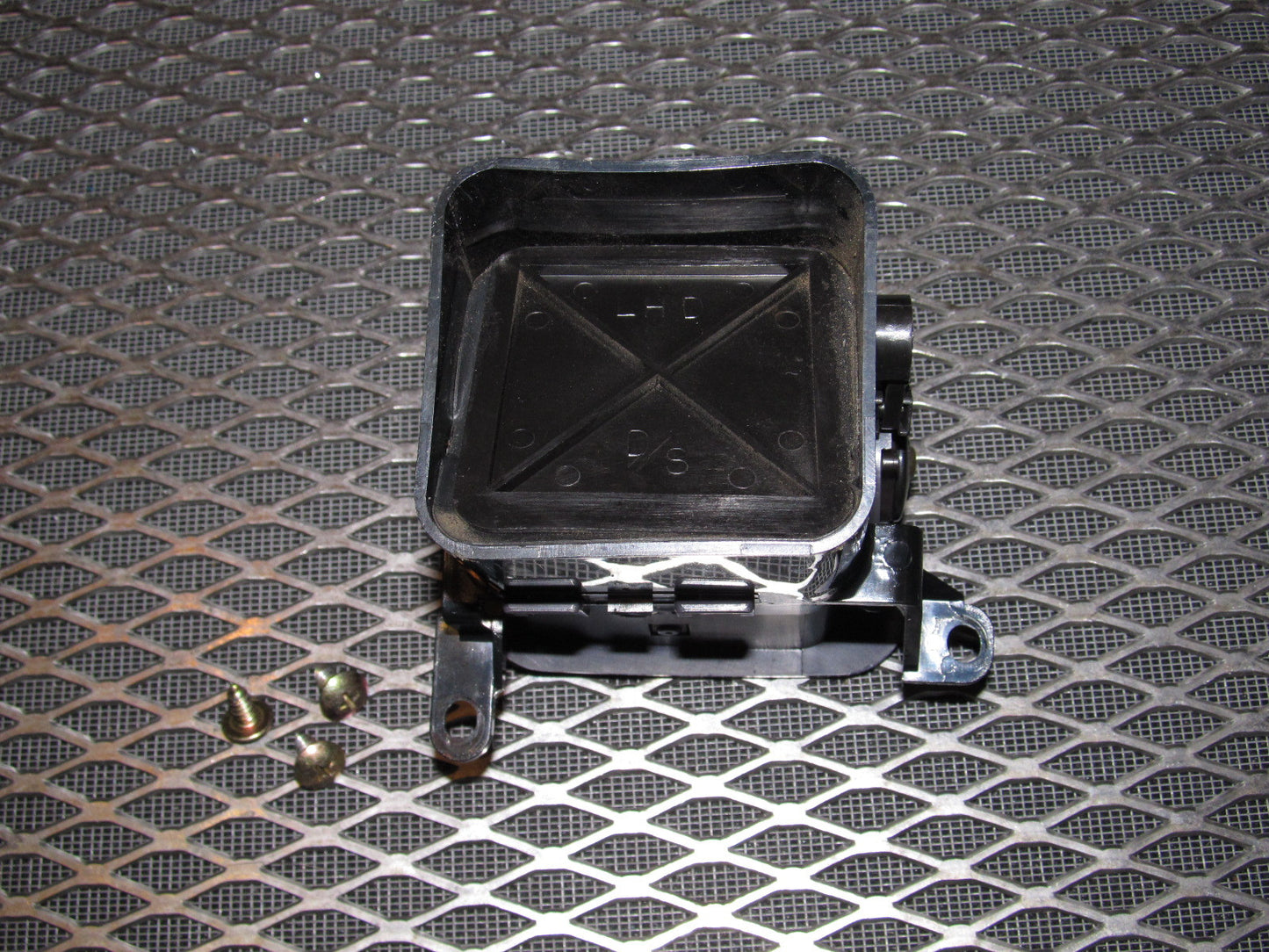 94 95 96 97 Mitsubishi 3000GT OEM Dash A/C Heater Vent - Left