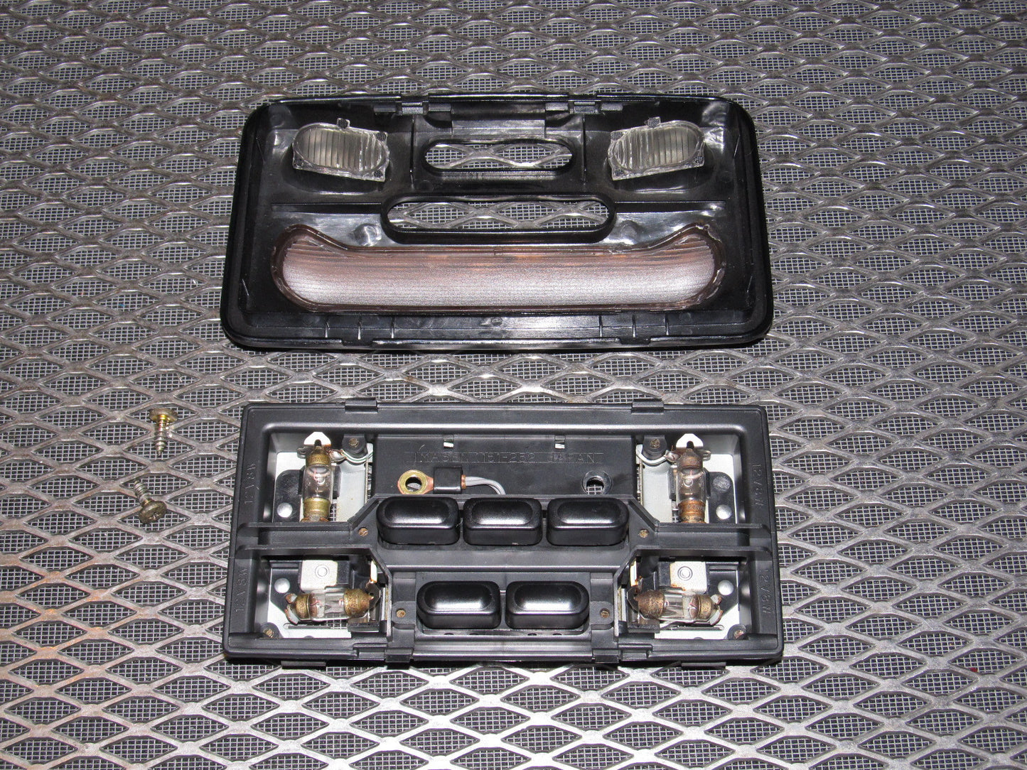 94 95 96 97 Mitsubishi 3000GT OEM Interior Map Dome Light