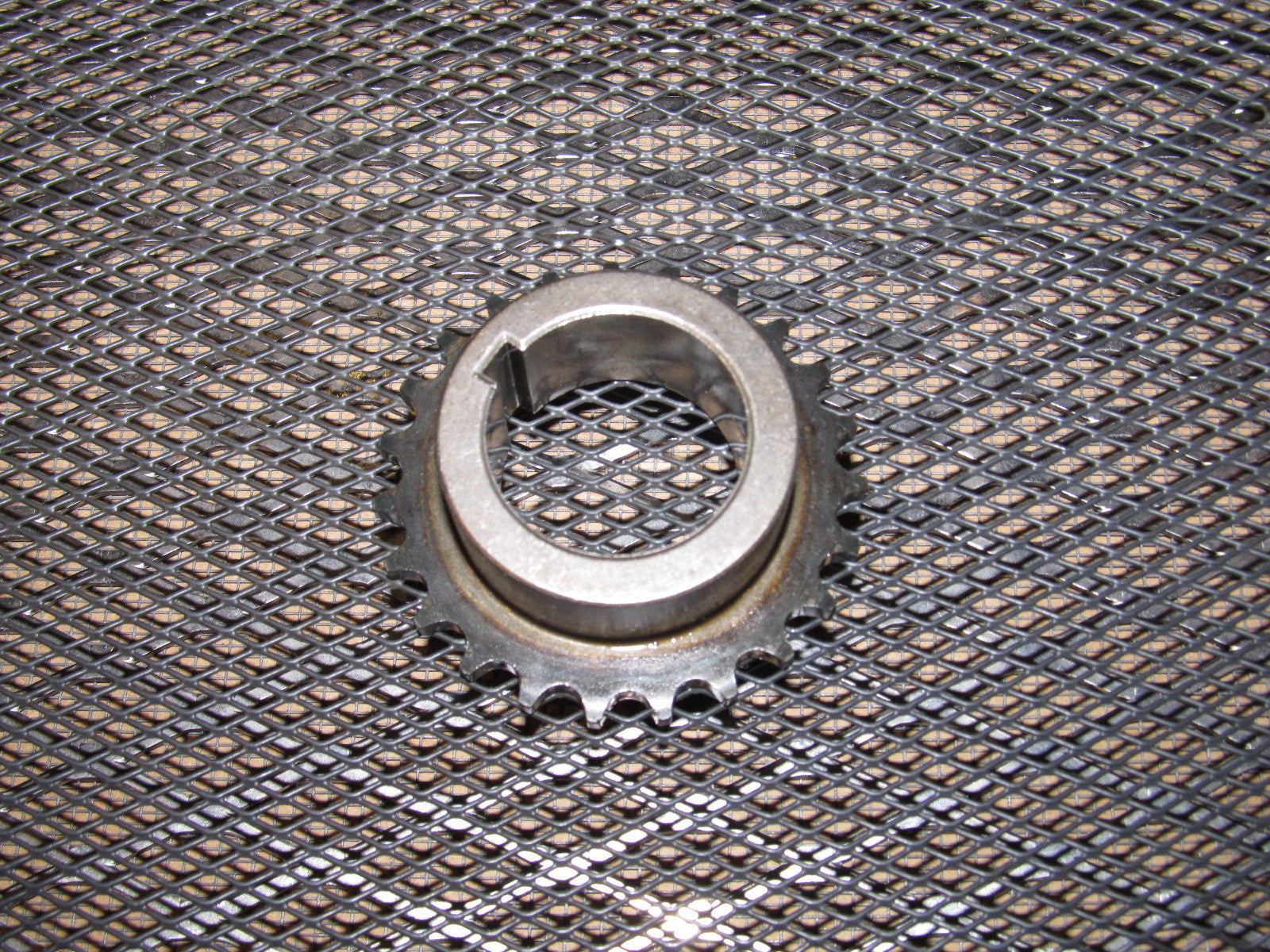 84 85 Mazda RX7 OEM Engine Oil Pump Drive Sprocket