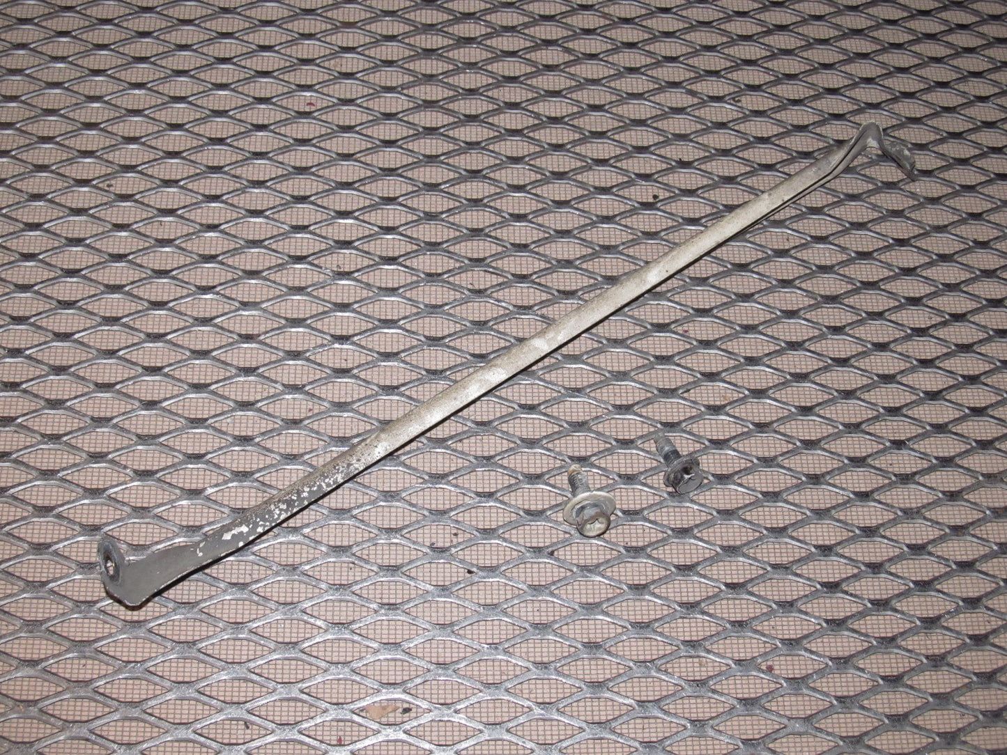 1987-1989 Nissan 300zx OEM Fender Linkage Rod - Left