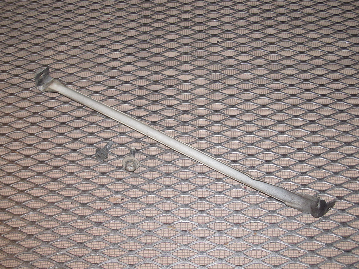 87 88 89 Nissan 300zx OEM Fender Linkage Rod - Right