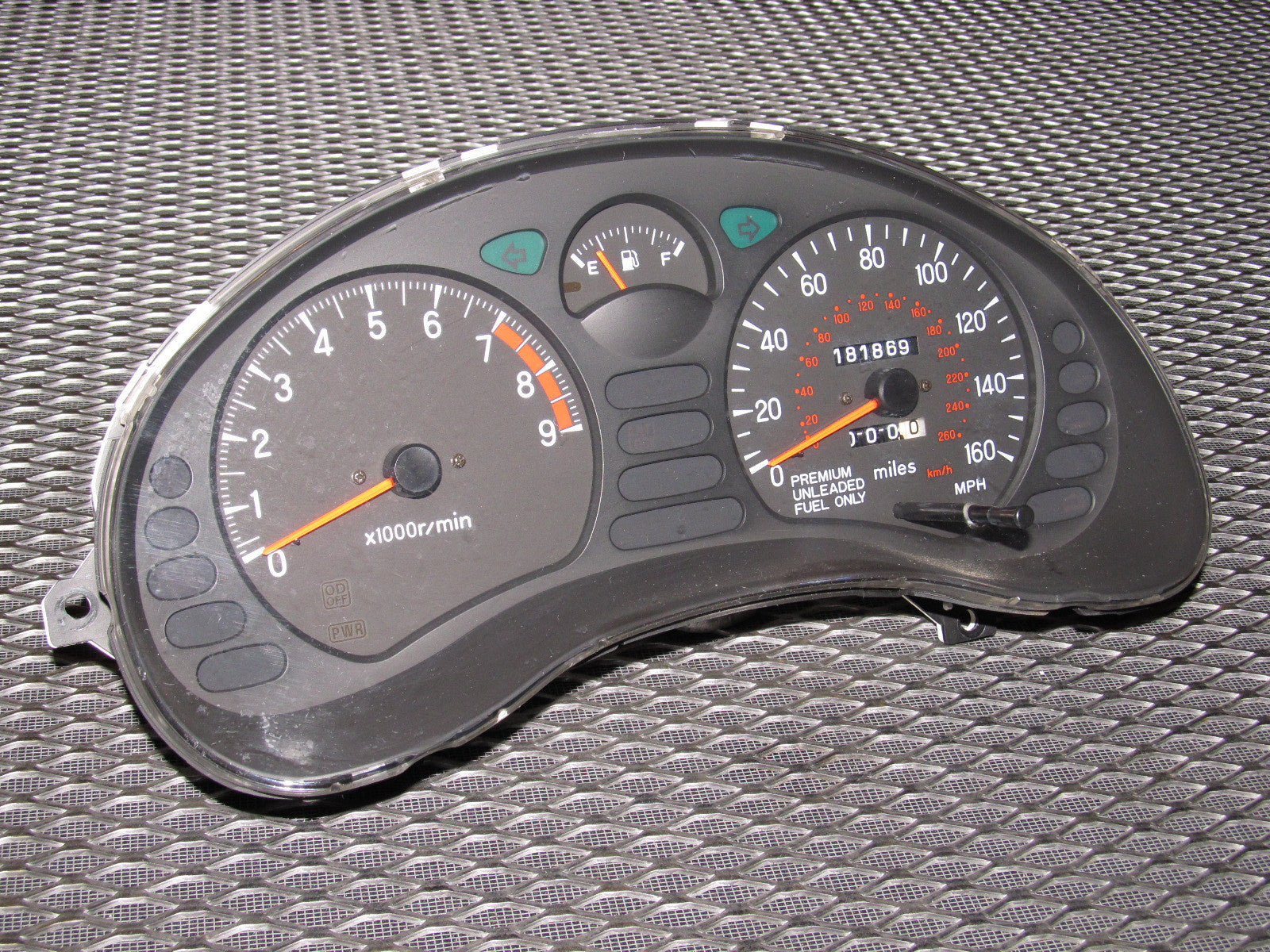 95 96 Mitsubishi 3000GT OEM Instrument Cluster Speedometer