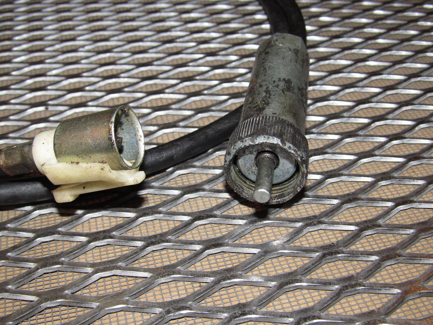 84 85 Mazda RX7 OEM M/T Transmission Speedo Cable
