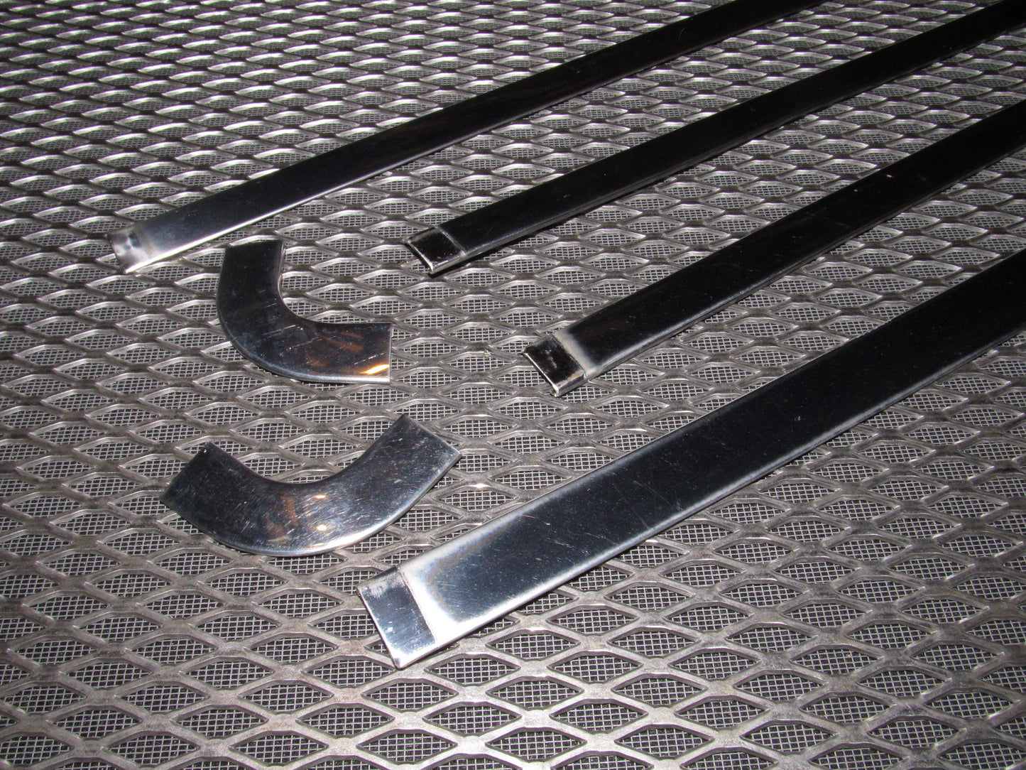 81 82 83 Datsun 280zx OEM 2+0 Hatch Door Chrome Moulding Set