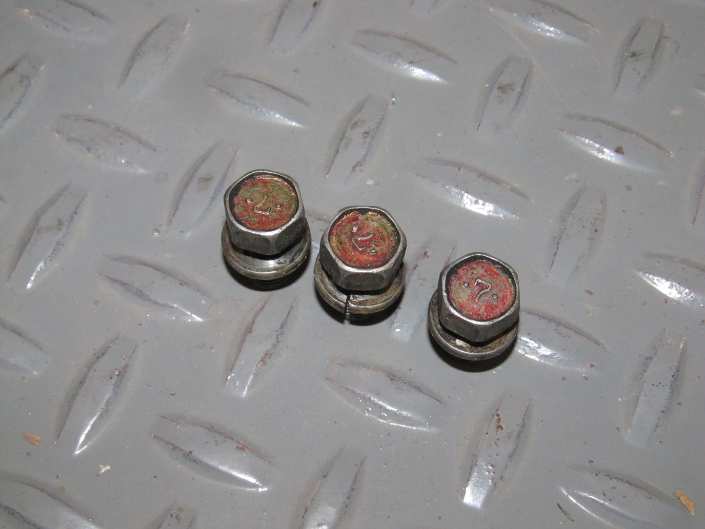 97 98 99 Mitsubishi Eclipse OEM Front Stabilizer Bar Mount Mounting Bolts