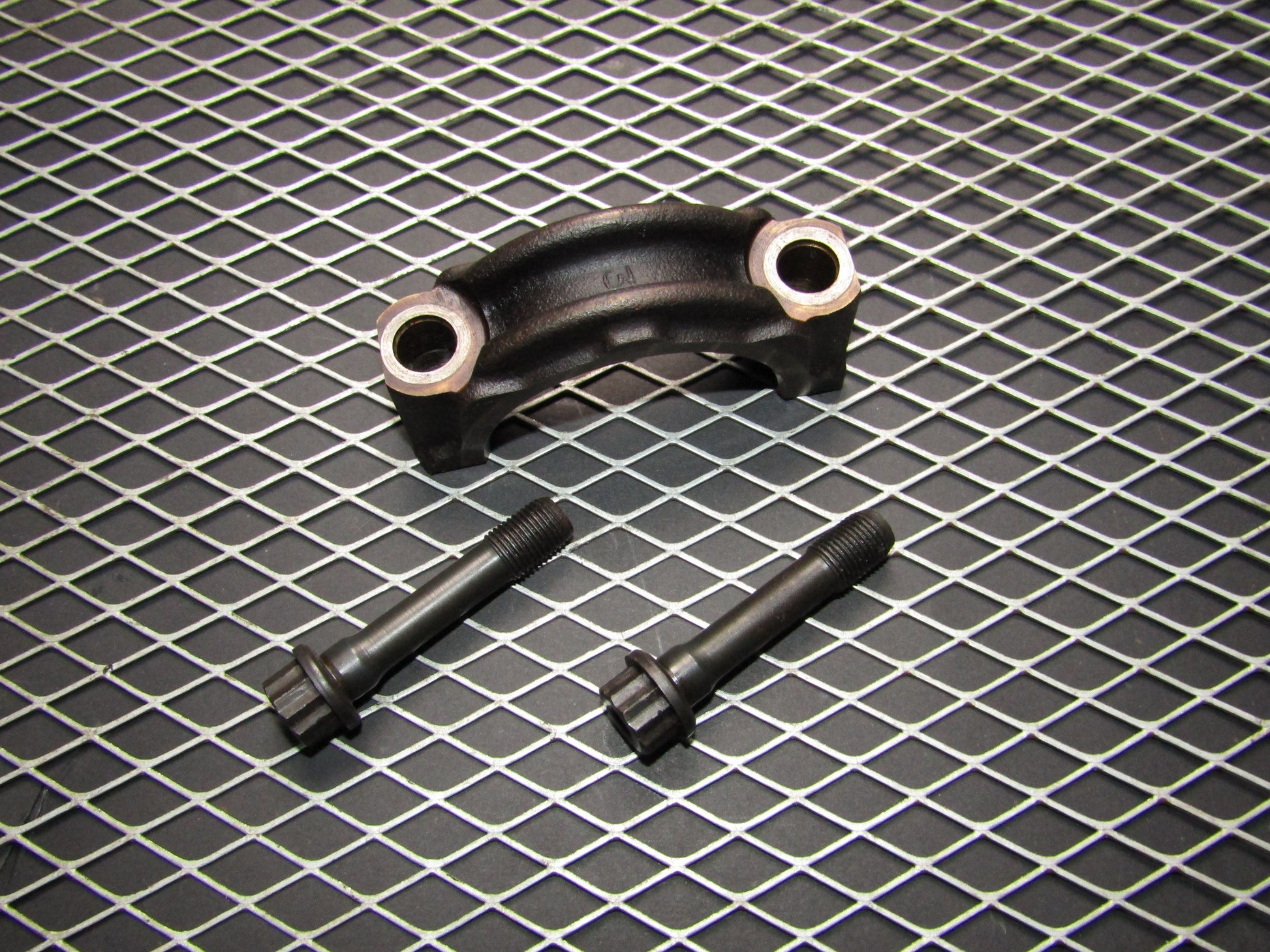 1991 Toyota Crown 2JZ-GE None VVti OEM Piston Bearing Cap