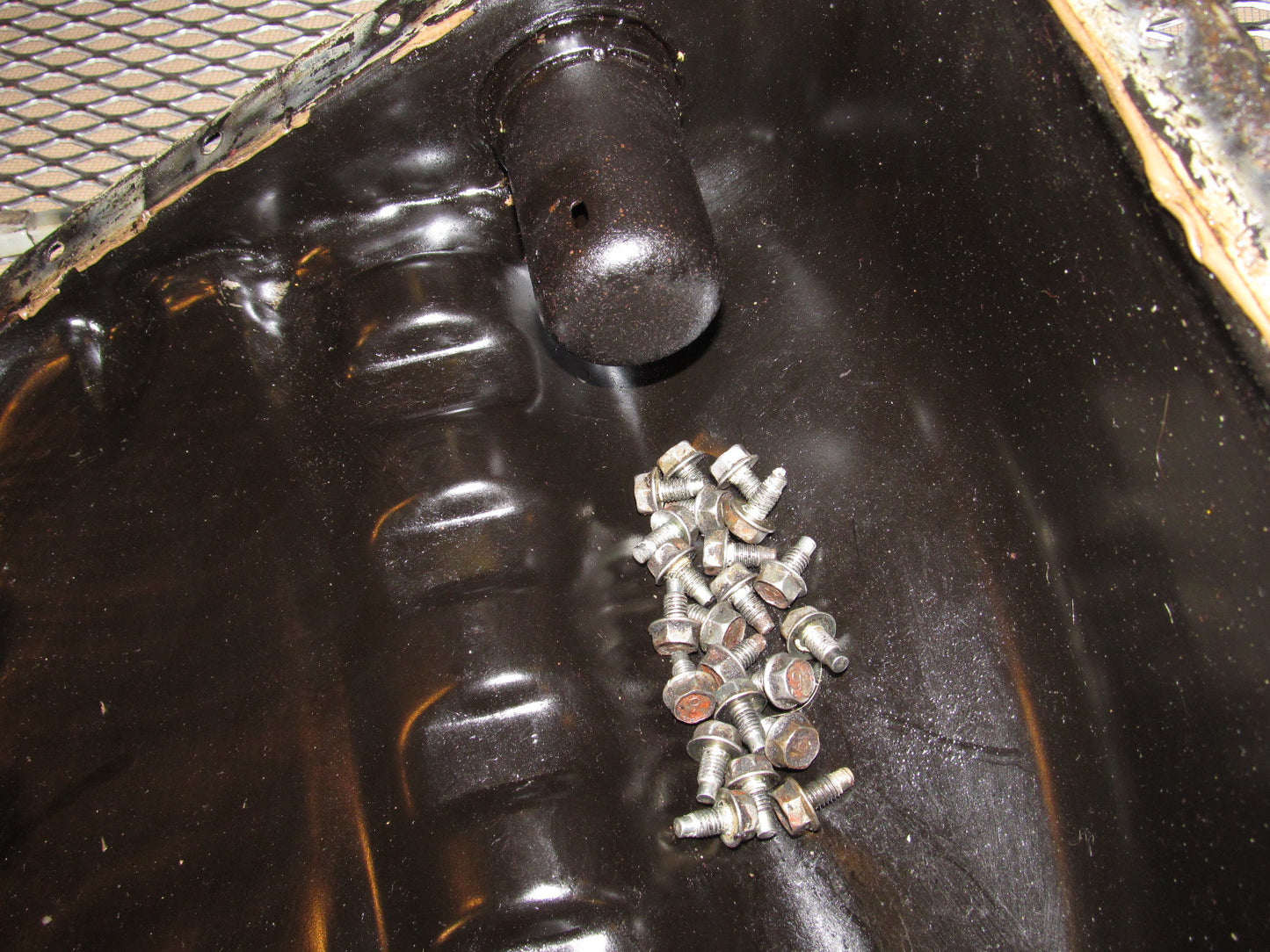84 85 Mazda RX7 OEM 12A Engine Oil Pan