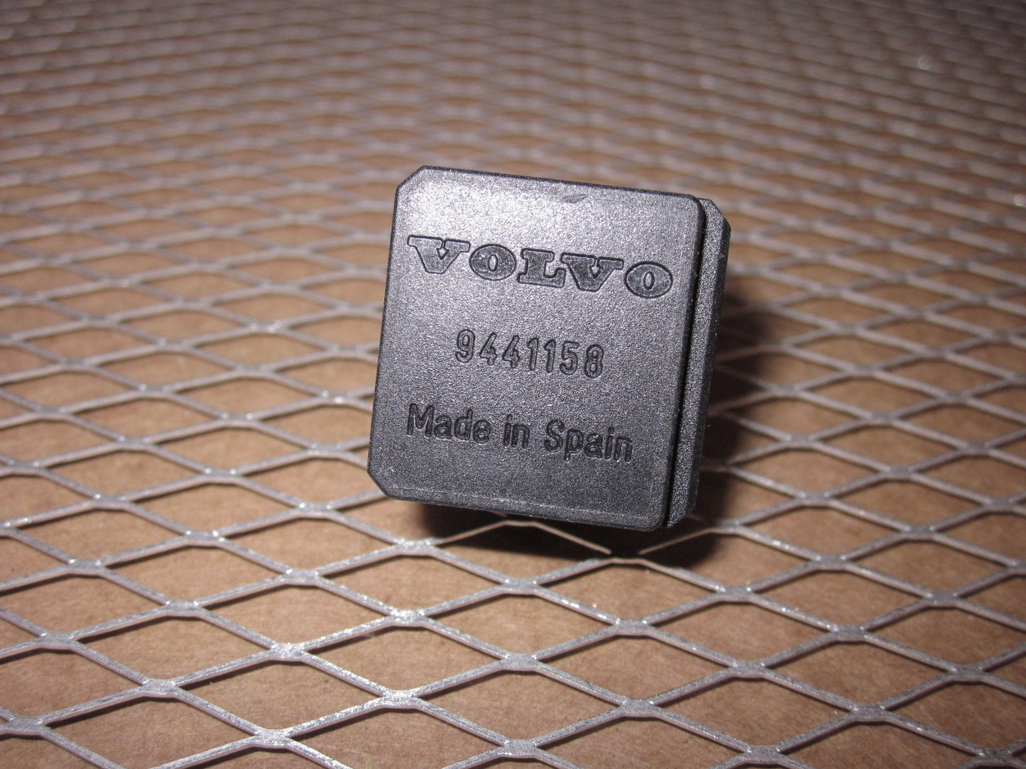 Volvo Relay 9441158 / 4RA 007 793-01