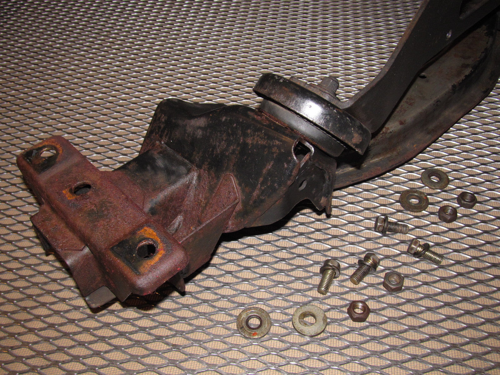 84 85 Mazda RX7 OEM 12A Engine Sub Frame Brace & Mount