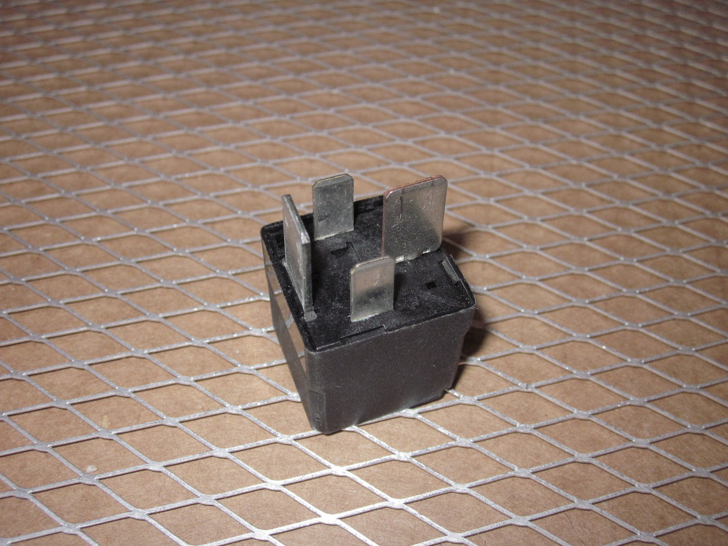 Volvo Relay 9441158 / 4RA 007 793-01