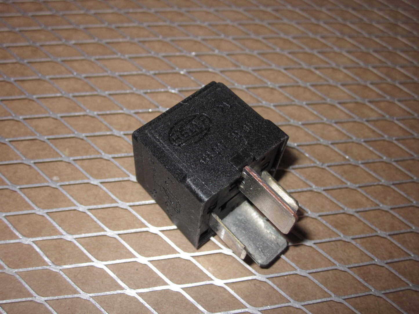 Volvo Relay 9441158 / 4RA 007 793-01