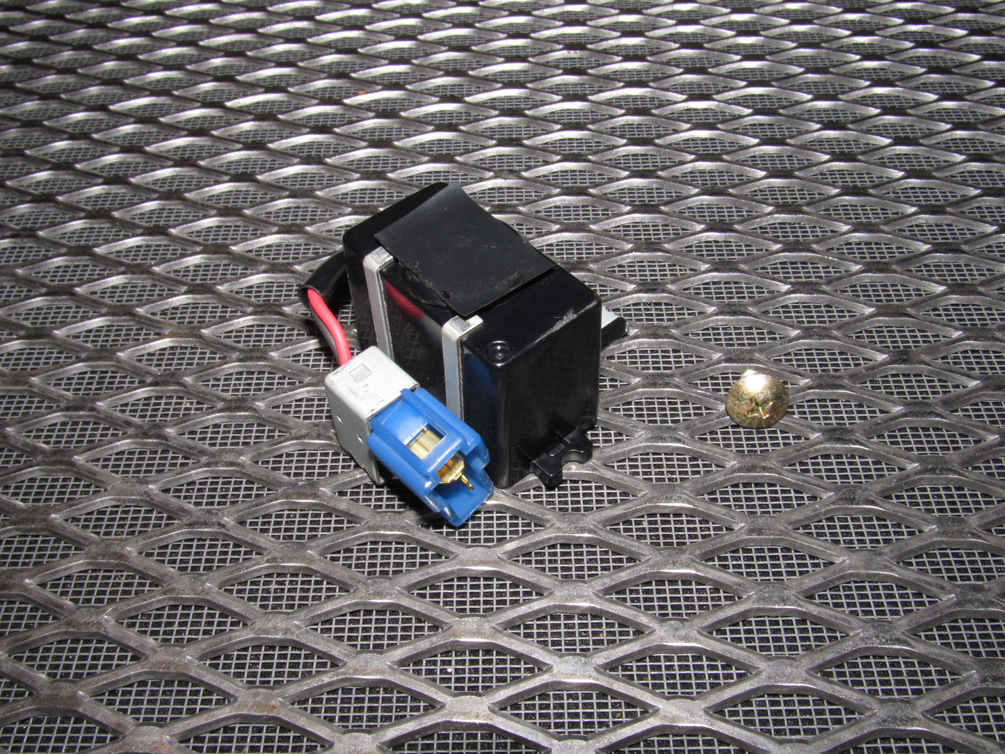 94 95 96 97 Mitsubishi 3000GT OEM Chime Buzzer Relay