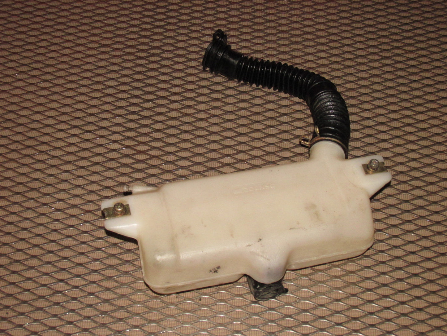 87 88 89 Chrysler Conquest OEM Rear Wiper Washer Reservoir Tank & Pump