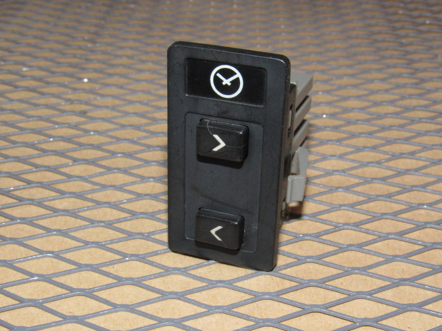 88 89 90 Volvo 760 OEM Clock Adjustment Switch