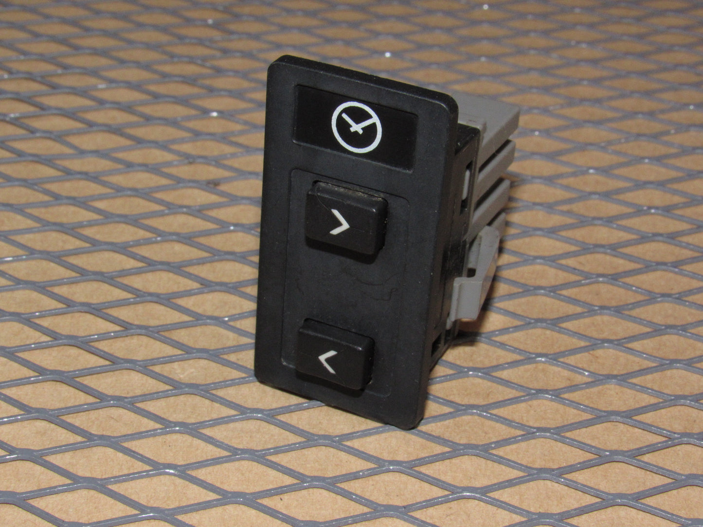 88 89 90 Volvo 760 OEM Clock Adjustment Switch