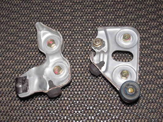 91 92 93 94 95 Toyota MR2 OEM Window Glass Regulator Guide Roller  - Right