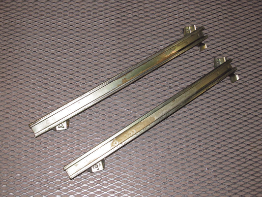 87 88 89 Nissan 300zx OEM 2+2 Window Guide - Right