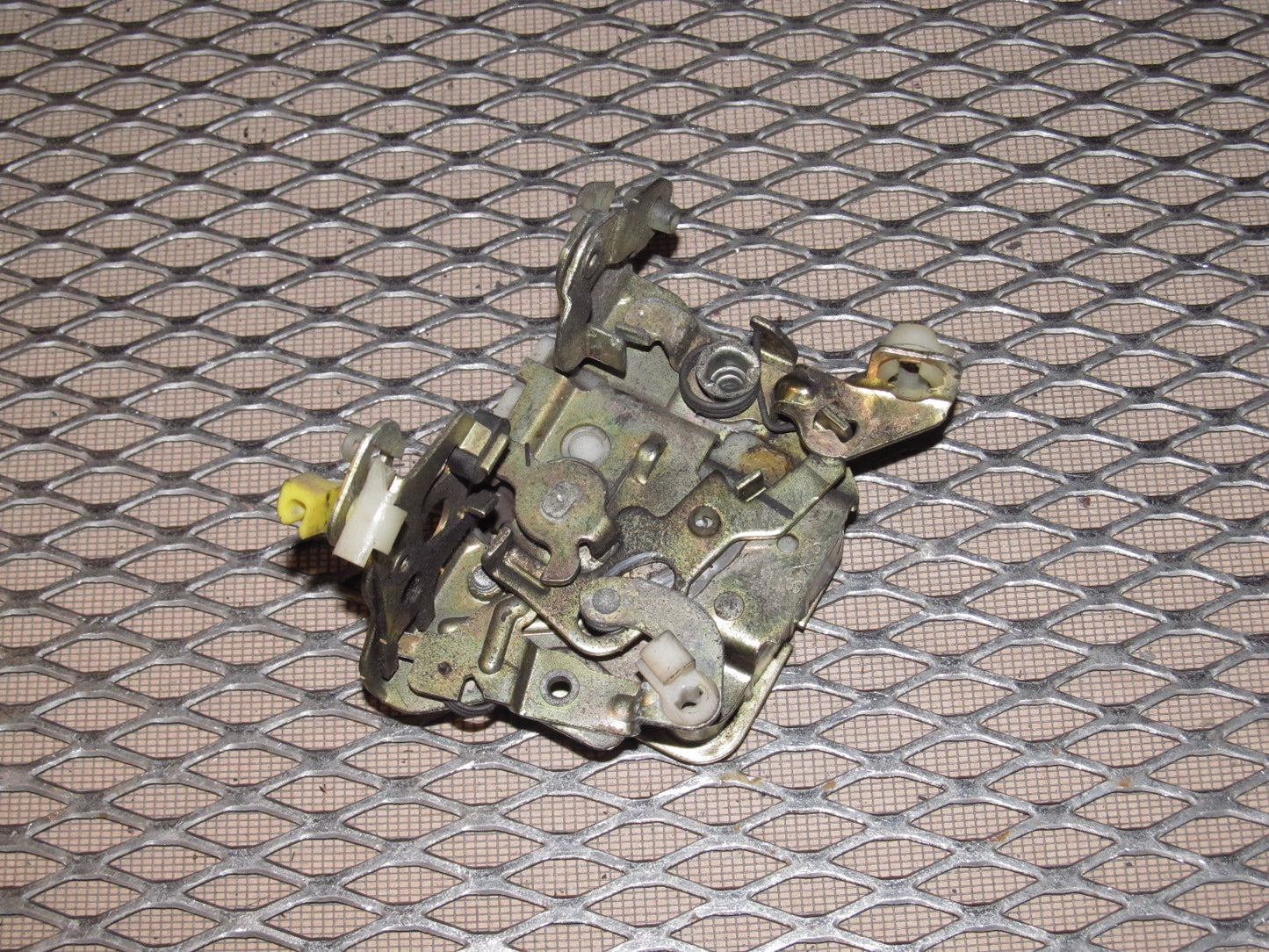 87 88 89 Nissan 300zx OEM 2+2 Door Latch - Left