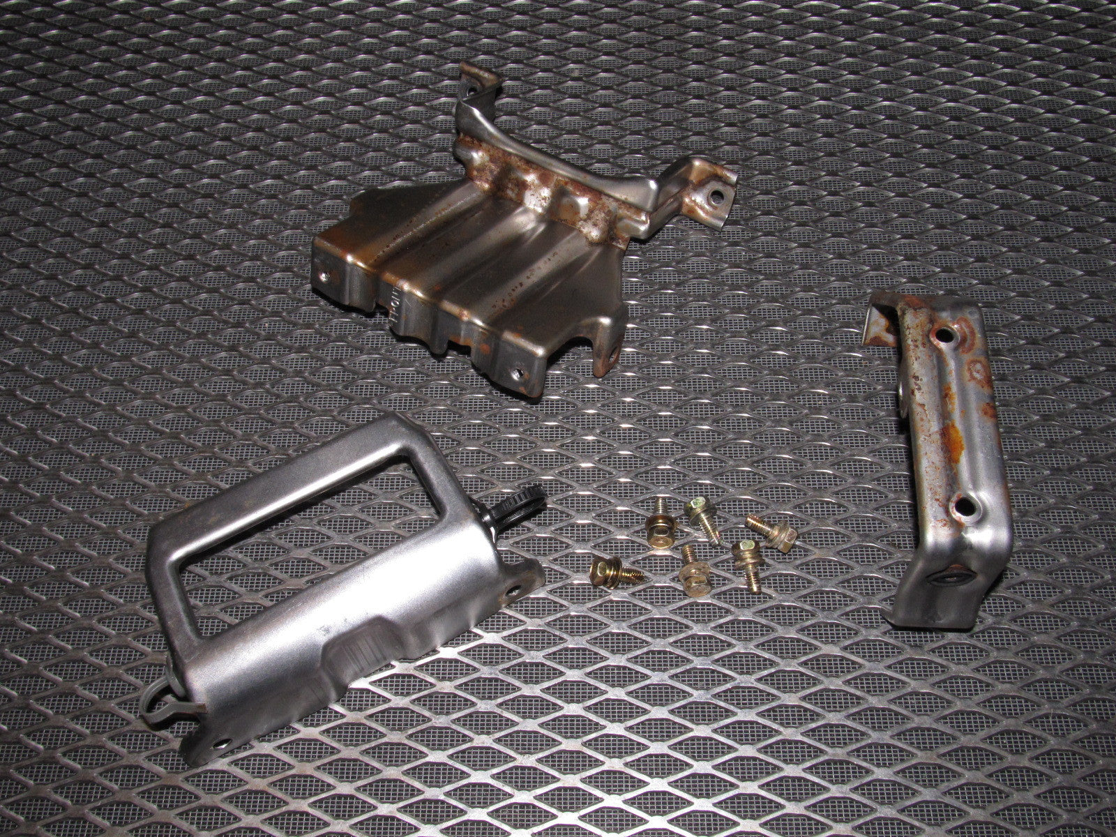 94 95 96 97 Mitsubishi 3000GT OEM Center Console Mounting Bracket