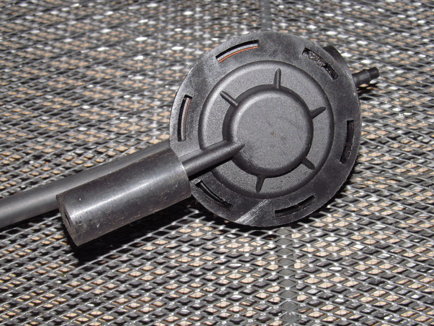 97 98 99 Mitsubishi Eclipse OEM 2.0L NA EGR Vacuum Valve Solenoid