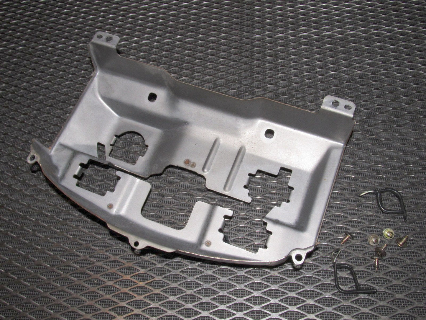 94 95 96 97 Mitsubishi 3000GT OEM Speedometer Bracket