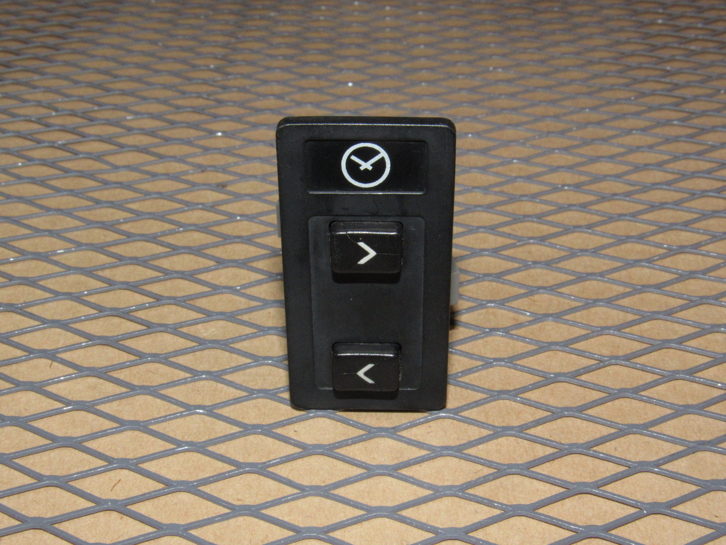 88 89 90 Volvo 760 OEM Clock Adjustment Switch