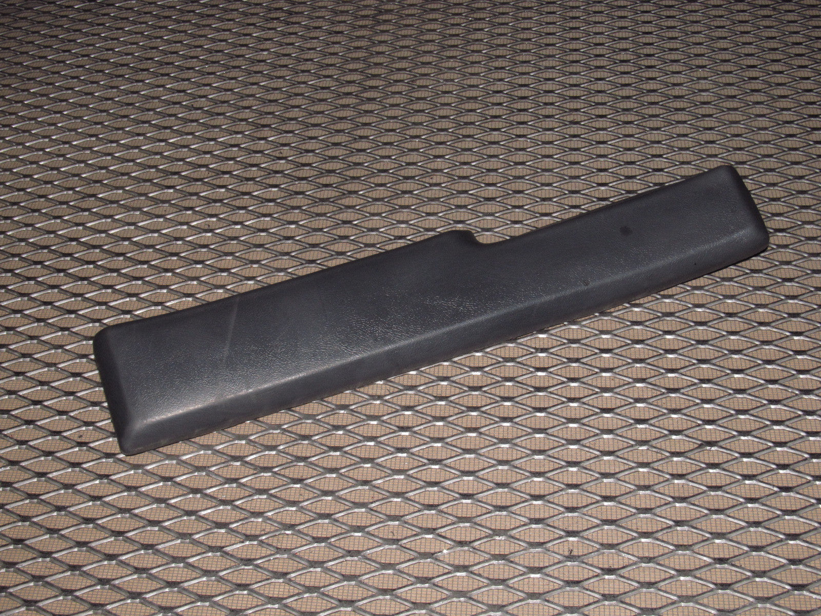 8487 Chevrolet Corvette OEM Door Sill Cover Pad Left