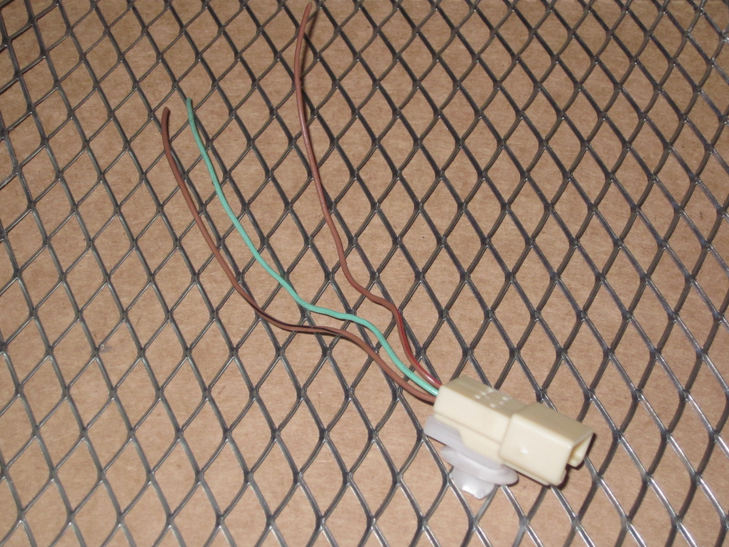 00 01 02 03 04 05 Toyota MR2 OEM Exterior Side Power Mirror Pigtail Harness - Left