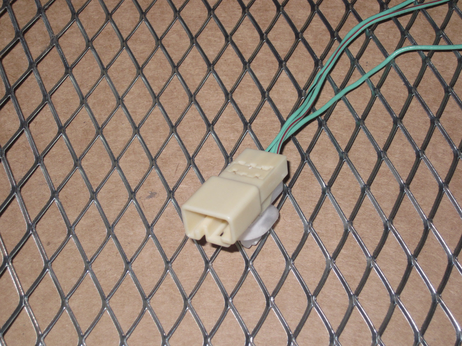 00 01 02 03 04 05 Toyota MR2 OEM Exterior Side Power Mirror Pigtail Harness - Right