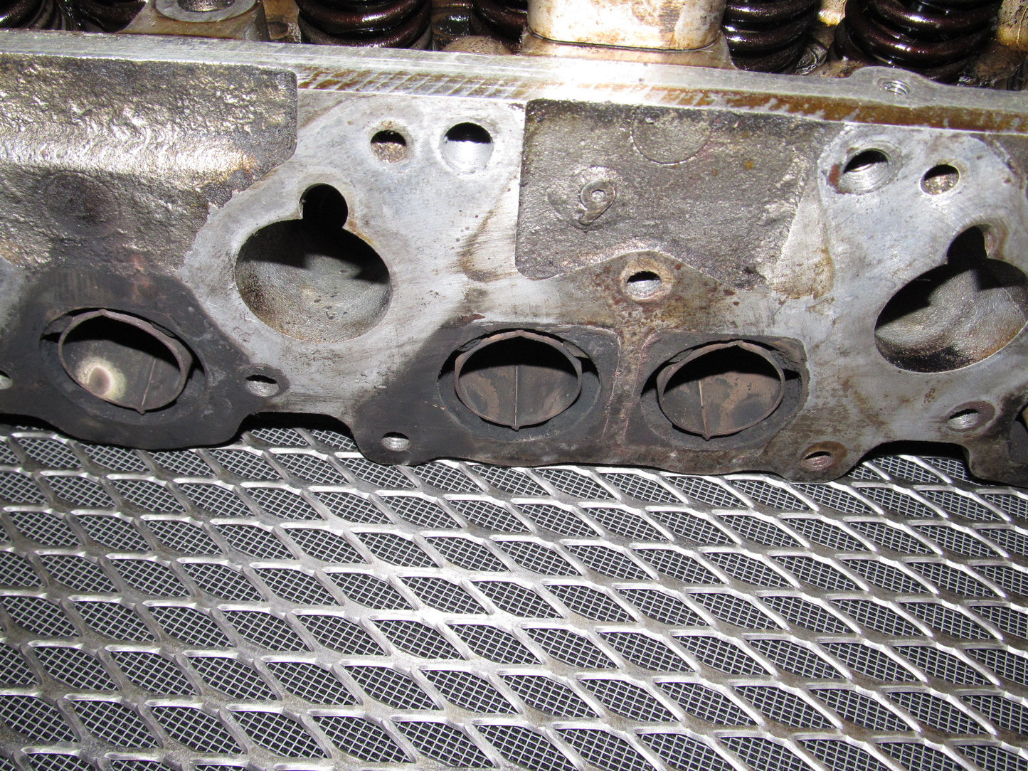 81 82 83 Datsun 280zx OEM L28E Engine Cylinder Head