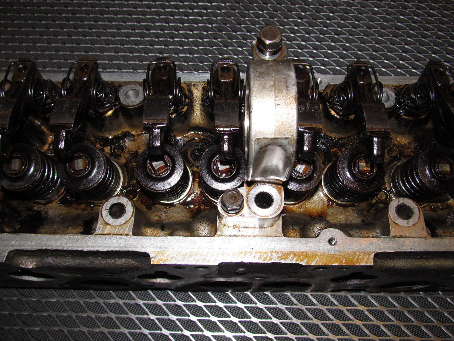 81 82 83 Datsun 280zx OEM L28E Engine Cylinder Head