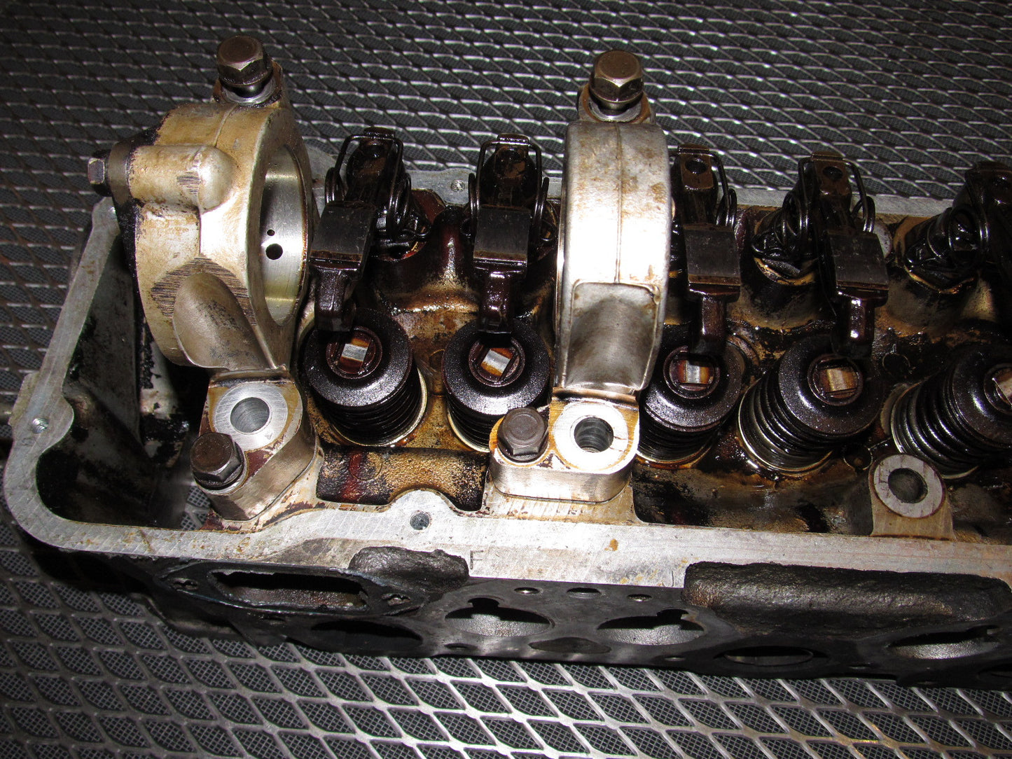 81 82 83 Datsun 280zx OEM L28E Engine Cylinder Head