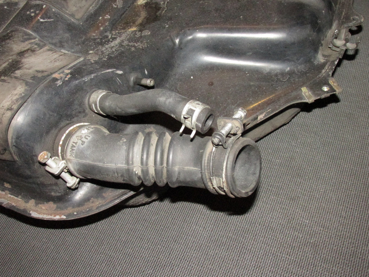 88 89 Honda CRX D15B2 1.5L OEM Gas Tank